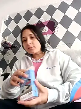 Juanamd1 online show from February 25, 2026, 12:27 pm