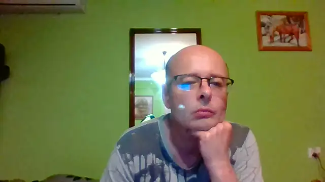 Tiger202441 online show from June 18, 2026, 9:42 pm