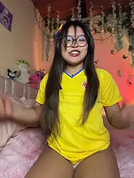 Lily candy X online show from June 24, 2026, 5:28 am