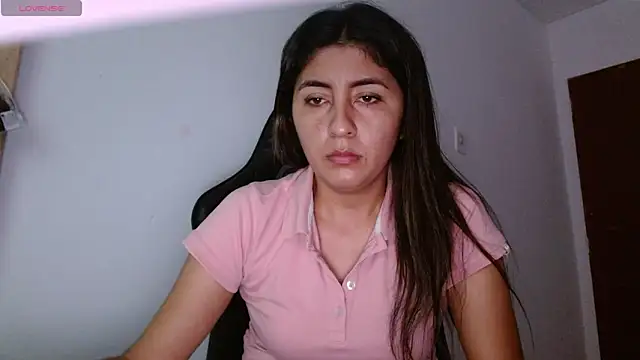 danna peterson1 online show from June 27, 2026, 9:32 pm