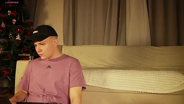 Snapshot of Kinky_Secrets chatting on December 26, 2024, 3:10 pm Kinky Secrets online show from December 26, 2024, 3:10 pm