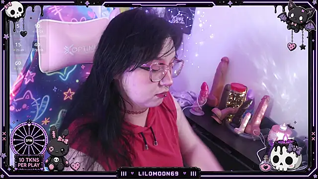 LiloMoon69 online show from June 14, 2026, 8:26 am