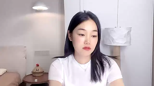 cloud8822 online show from April 21, 2026, 2:12 pm