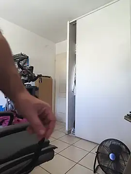 veryverybigdick45 online show from June 25, 2026, 10:42 am