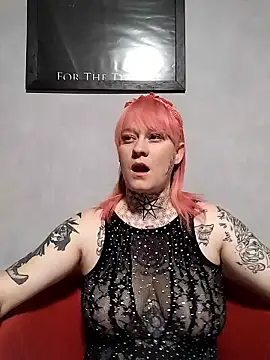 poussichienne online show from June 8, 2026, 3:34 pm