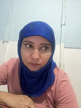 hannahayat online show from June 29, 2026, 2:50 pm