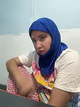 hannahayat online show from June 30, 2026, 2:17 pm