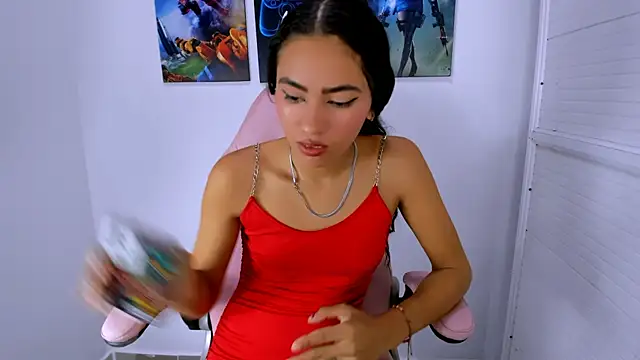 Evelin shy online show from July 3, 2026, 12:33 pm
