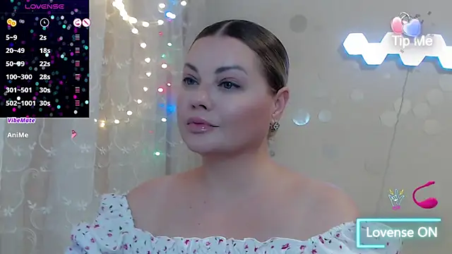 JewellKiss7 online show from June 23, 2026, 5:38 am