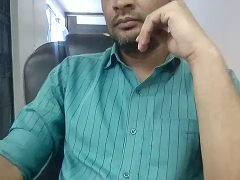 NiceBoy9099 online show from April 17, 2026, 4:48 am