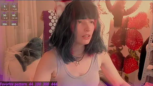 Toxic Ellies online show from June 11, 2026, 8:00 am