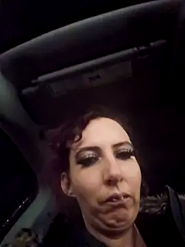 erinSmiles online show from January 15, 2026, 4:38 am