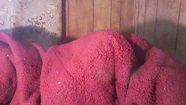 luke thighwalker2469 online show from April 21, 2026, 4:57 pm