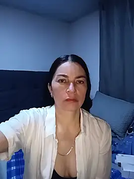 renata hot1 online show from June 19, 2026, 2:17 am