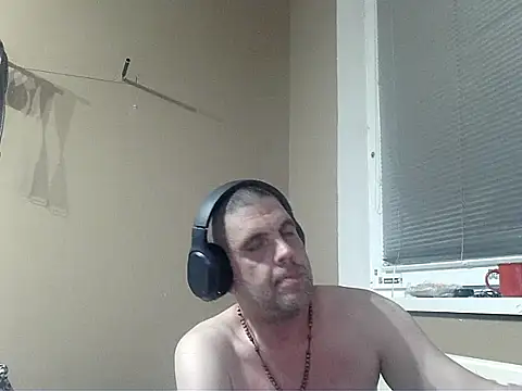 YouWantMe666 online show from June 30, 2026, 11:05 pm