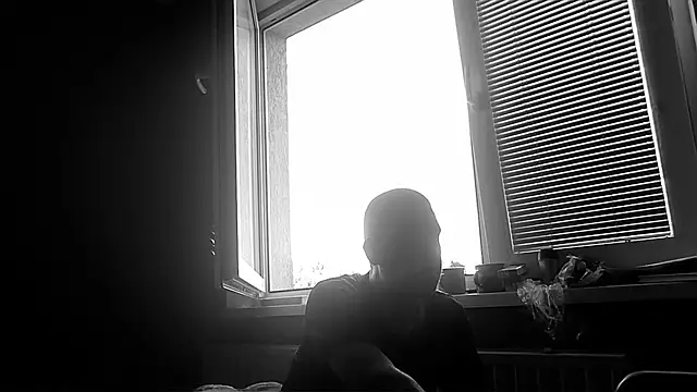 YouWantMe666 online show from June 24, 2026, 5:28 am