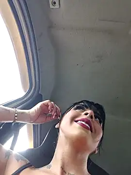 Tamyjenkins1 online show from June 10, 2026, 6:42 pm