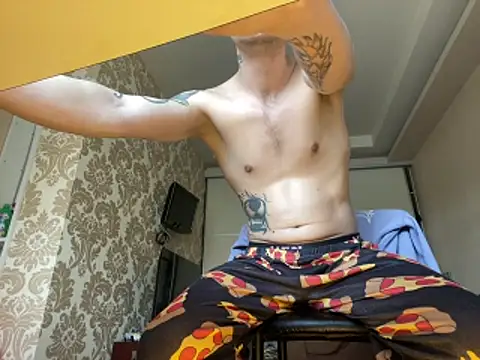 Snapshot of Mike_severi2 chatting on April 1, 2026, 12:39 pm Mike severi2 online show from April 1, 2026, 12:39 pm