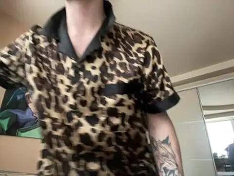 Snapshot of Mike_severi2 chatting on April 3, 2026, 12:44 pm Mike severi2 online show from April 3, 2026, 12:44 pm