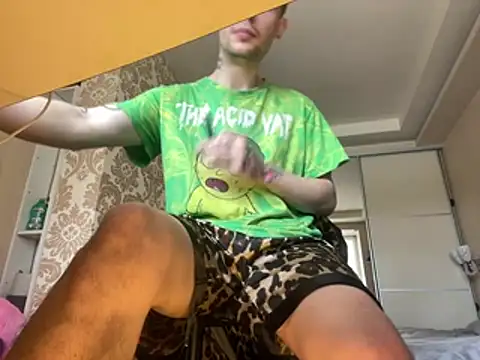 Snapshot of Mike_severi2 chatting on April 4, 2026, 9:16 am Mike severi2 online show from April 4, 2026, 9:16 am