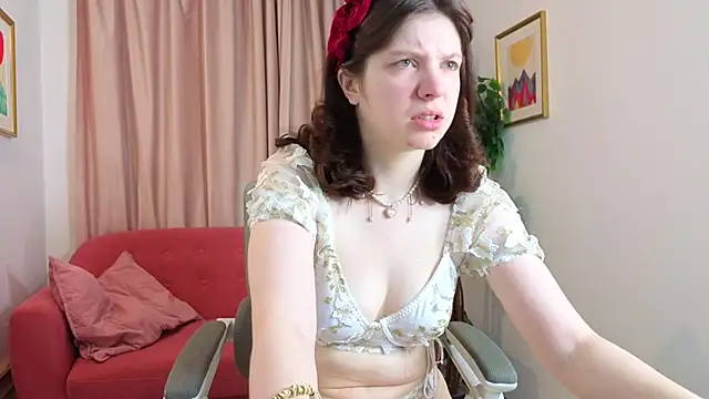 Baby Evalena online show from June 13, 2026, 5:05 am
