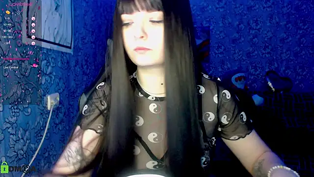 Snapshot of twinkling_melon chatting on December 21, 2024, 5:14 am twinkling melon online show from December 21, 2024, 5:14 am