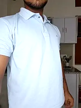 riya190 online show from May 21, 2026, 4:48 pm