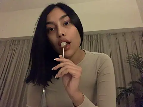 Jacquelinne  online show from February 1, 2025, 7:55 pm