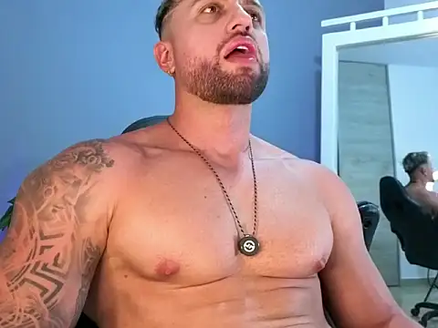 OwenMaximus814 online show from April 23, 2026, 11:06 pm