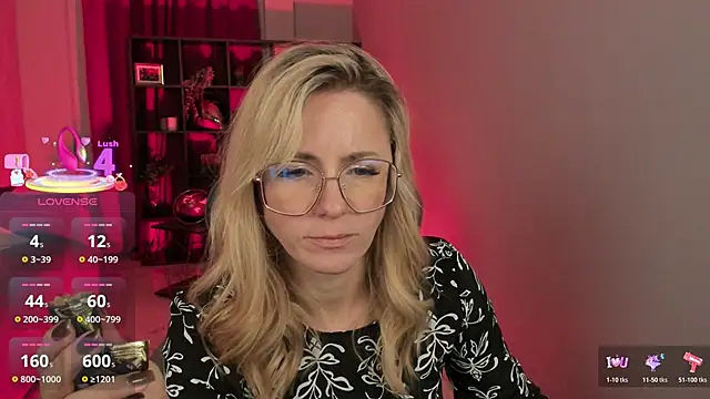 Snapshot of LadyIzabel chatting on March 26, 2026, 2:48 pm LadyIzabel online show from March 26, 2026, 2:48 pm