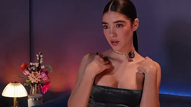 Olivia Collins1 online show from June 17, 2026, 12:11 am