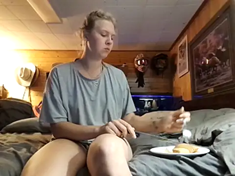 Ryan and Aurora online show from June 9, 2026, 12:28 pm