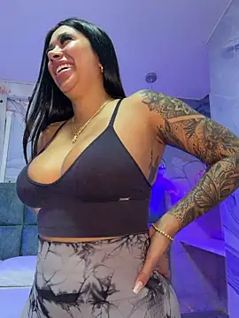 Snapshot of kiim_taaylor chatting on March 1, 2026, 11:32 am kiim taaylor online show from March 1, 2026, 11:32 am