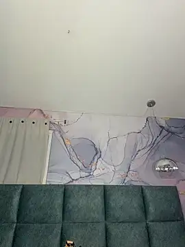 Snapshot of kiim_taaylor chatting on February 13, 2026, 11:21 am kiim taaylor online show from February 13, 2026, 11:21 am