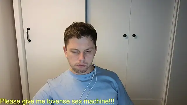 BigL0ve online show from June 20, 2026, 1:38 pm