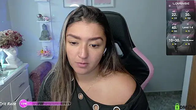 Melannyy  online show from June 14, 2026, 12:51 am
