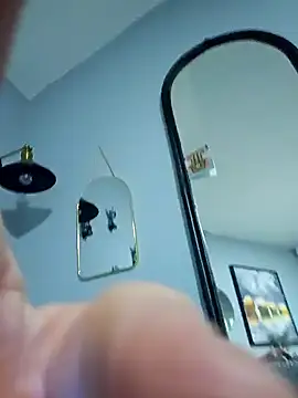 dickinyouto online show from February 8, 2026, 8:45 am