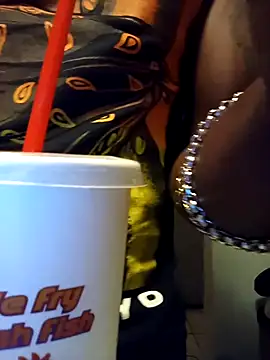 Snapshot of Dambaby25 chatting on March 10, 2026, 4:27 am Dambaby25 online show from March 10, 2026, 4:27 am