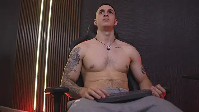 JacksonOlsenn online show from May 30, 2026, 9:20 pm