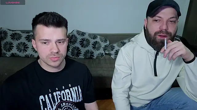 JohnnyStepBro online show from April 15, 2026, 6:12 pm