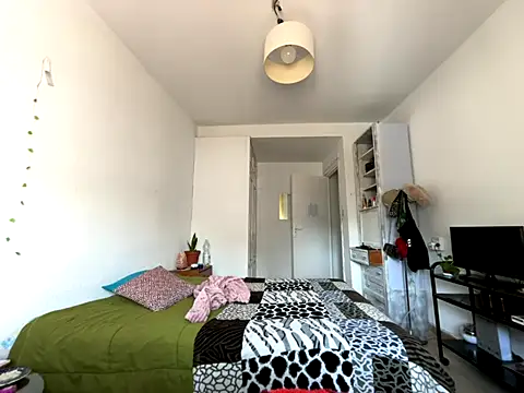 sammymoon online show from October 28, 2025, 9:19 am