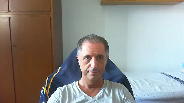 lliuk70mi online show from June 26, 2026, 12:00 pm