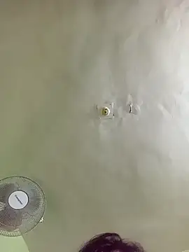 Snapshot of DesiMuffin chatting on February 5, 2025, 8:04 pm DesiMuffin online show from February 5, 2025, 8:04 pm