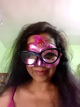 Snapshot of DesiMuffin chatting on February 9, 2025, 3:53 am DesiMuffin online show from February 9, 2025, 3:53 am