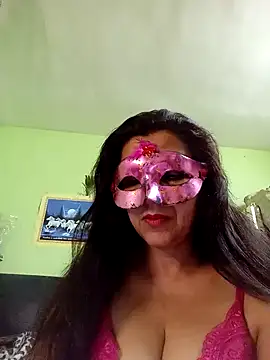 Snapshot of DesiMuffin chatting on March 7, 2025, 6:00 pm DesiMuffin online show from March 7, 2025, 6:00 pm