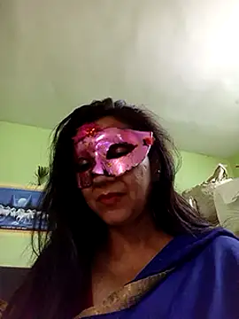 Snapshot of DesiMuffin chatting on March 8, 2025, 7:49 am DesiMuffin online show from March 8, 2025, 7:49 am