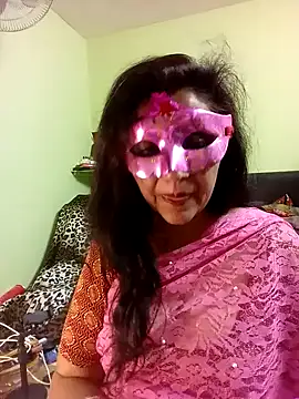 Snapshot of DesiMuffin chatting on January 31, 2025, 5:53 pm DesiMuffin online show from January 31, 2025, 5:53 pm