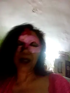 Snapshot of DesiMuffin chatting on February 5, 2025, 11:23 am DesiMuffin online show from February 5, 2025, 11:23 am