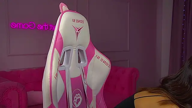 PollyLanders online show from March 21, 2026, 8:15 am