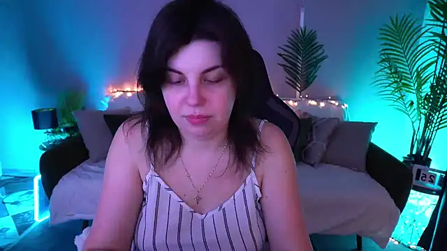 MirandaWong online show from March 26, 2026, 6:11 am